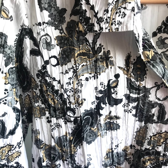 PAISLEY BUTTON UP LONG SLEEVED SHIRT IN SIZE 2X - Picture 4 of 10